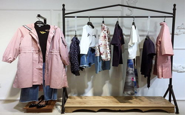到干洗店洗衣服一般要多少錢？